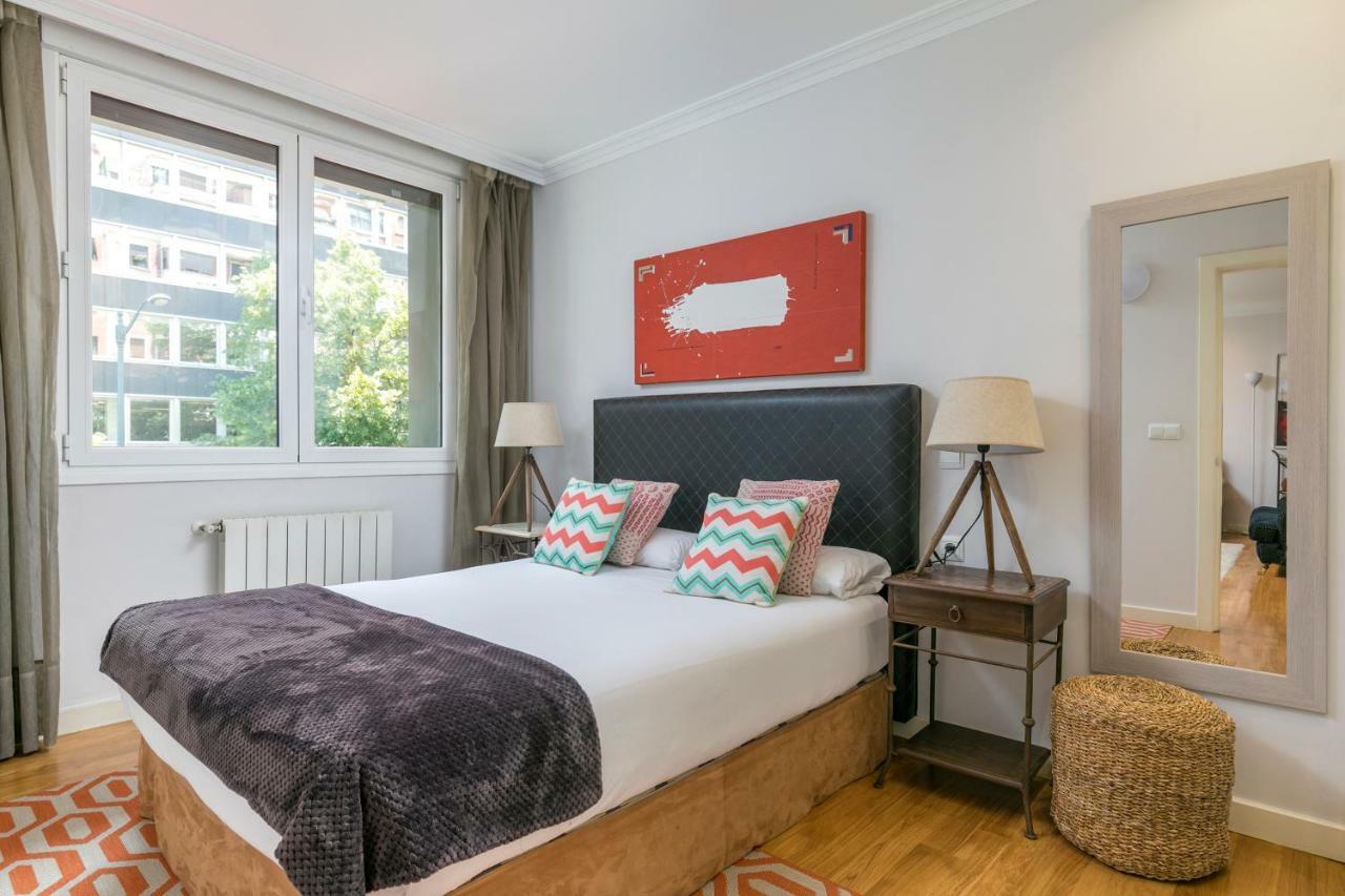 Gran Via 1.2 By Forever Rentals Bilbao Exteriör bild