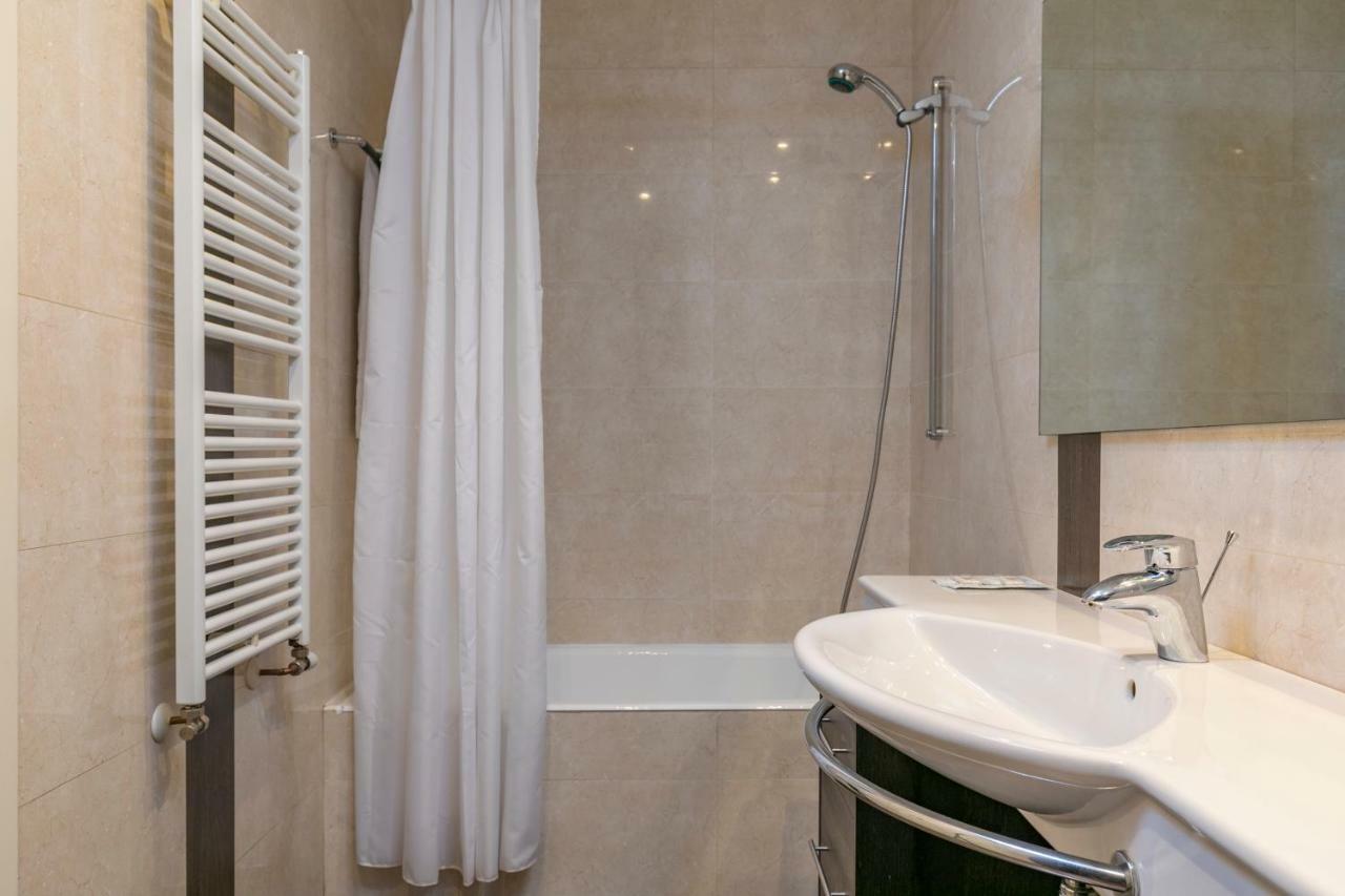 Gran Via 1.2 By Forever Rentals Bilbao Exteriör bild